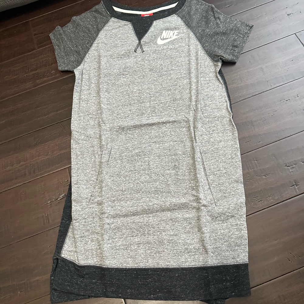 Nike Shirt Dress with Pockets Women’s Size XS